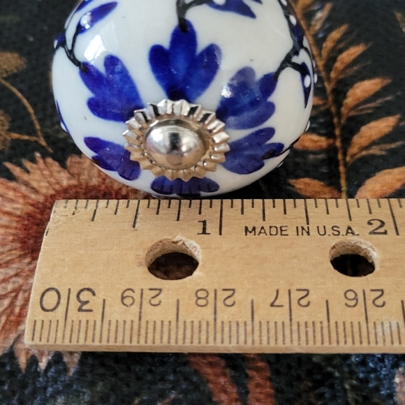 6 Mileh Hand painted Ceramic drawer pulls. Blue.. New. Very Pretty - Picture 4 of 7